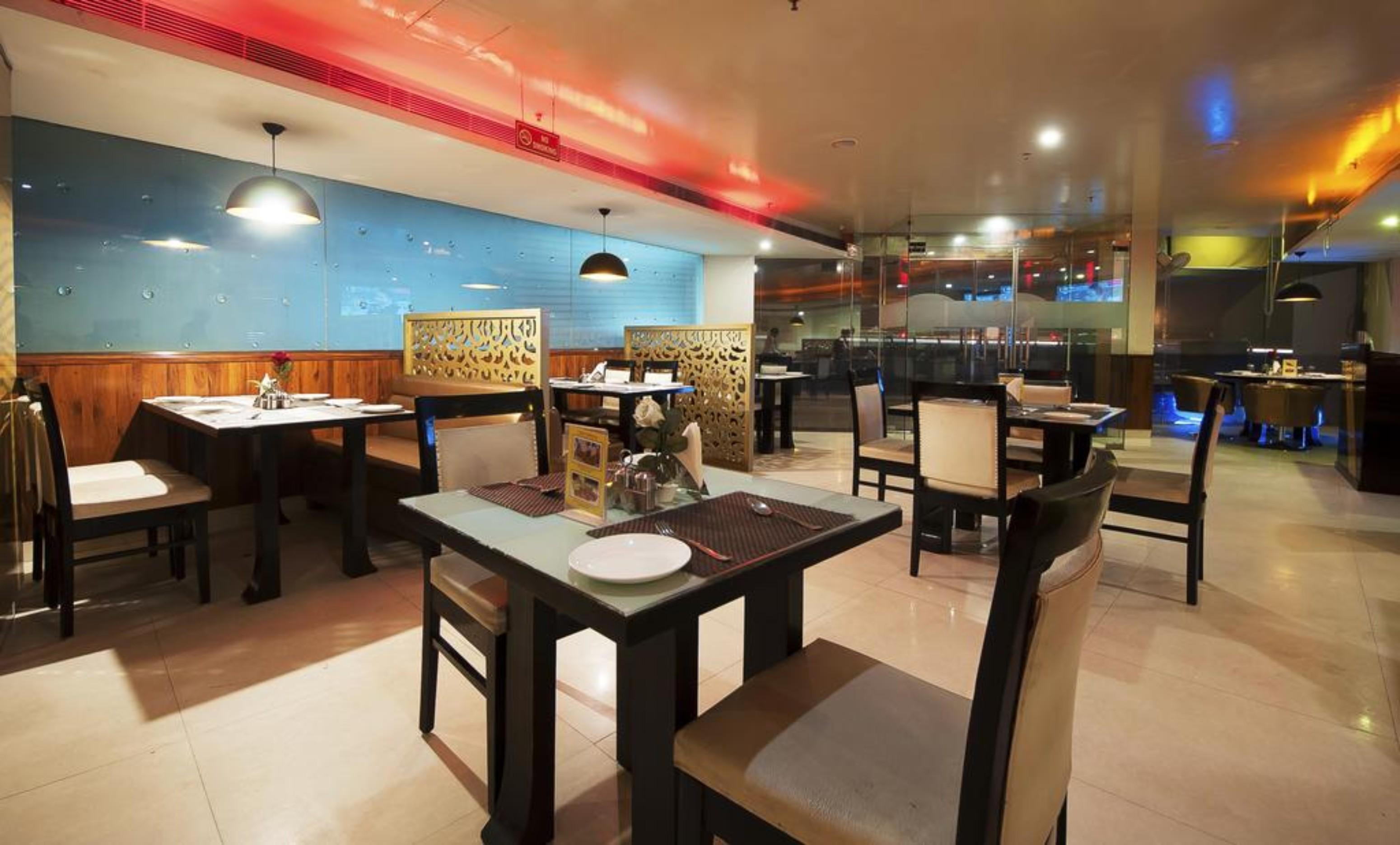 Airport Hotel Ramhan Palace Mahipalpur Neu-Delhi Exterior foto