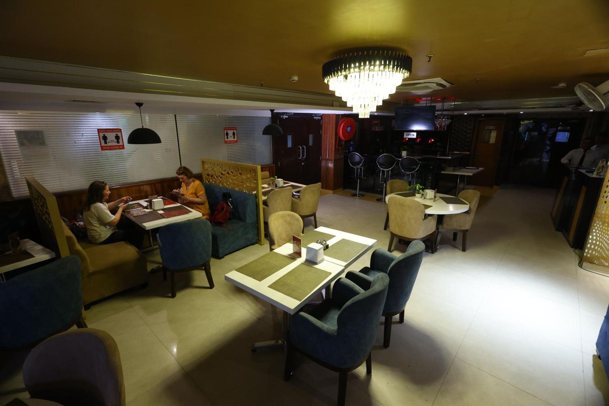 Airport Hotel Ramhan Palace Mahipalpur Neu-Delhi Exterior foto