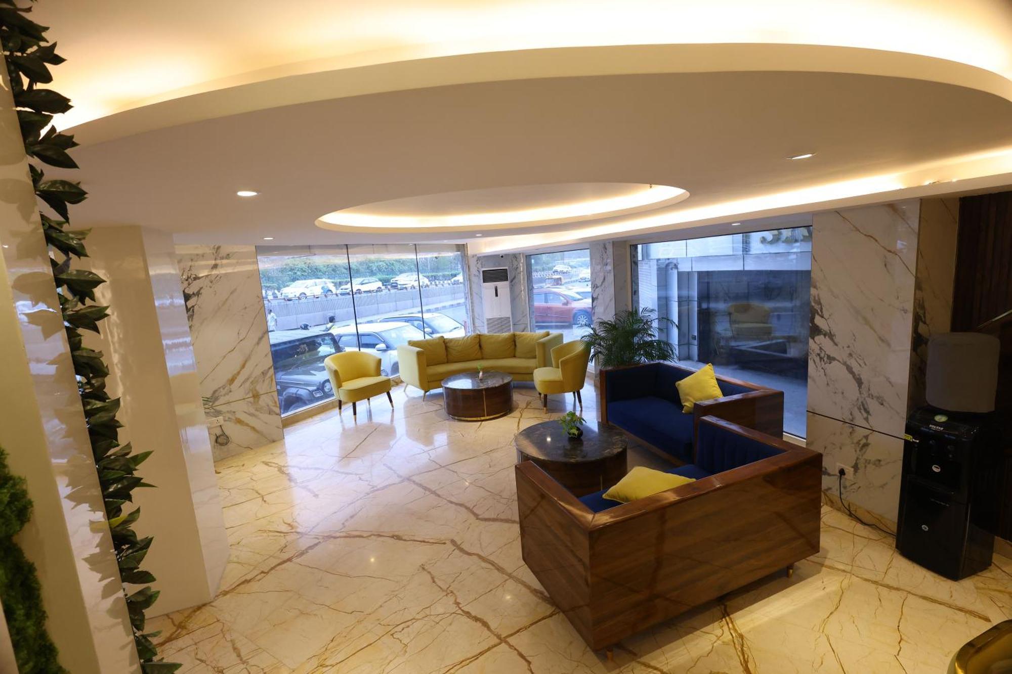 Airport Hotel Ramhan Palace Mahipalpur Neu-Delhi Exterior foto